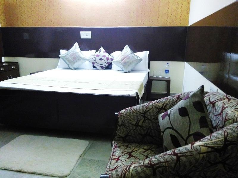 ניו דלהי Hotel Olive & Blue - Govt Approved Hotel Near Delhi Airport מראה חיצוני תמונה