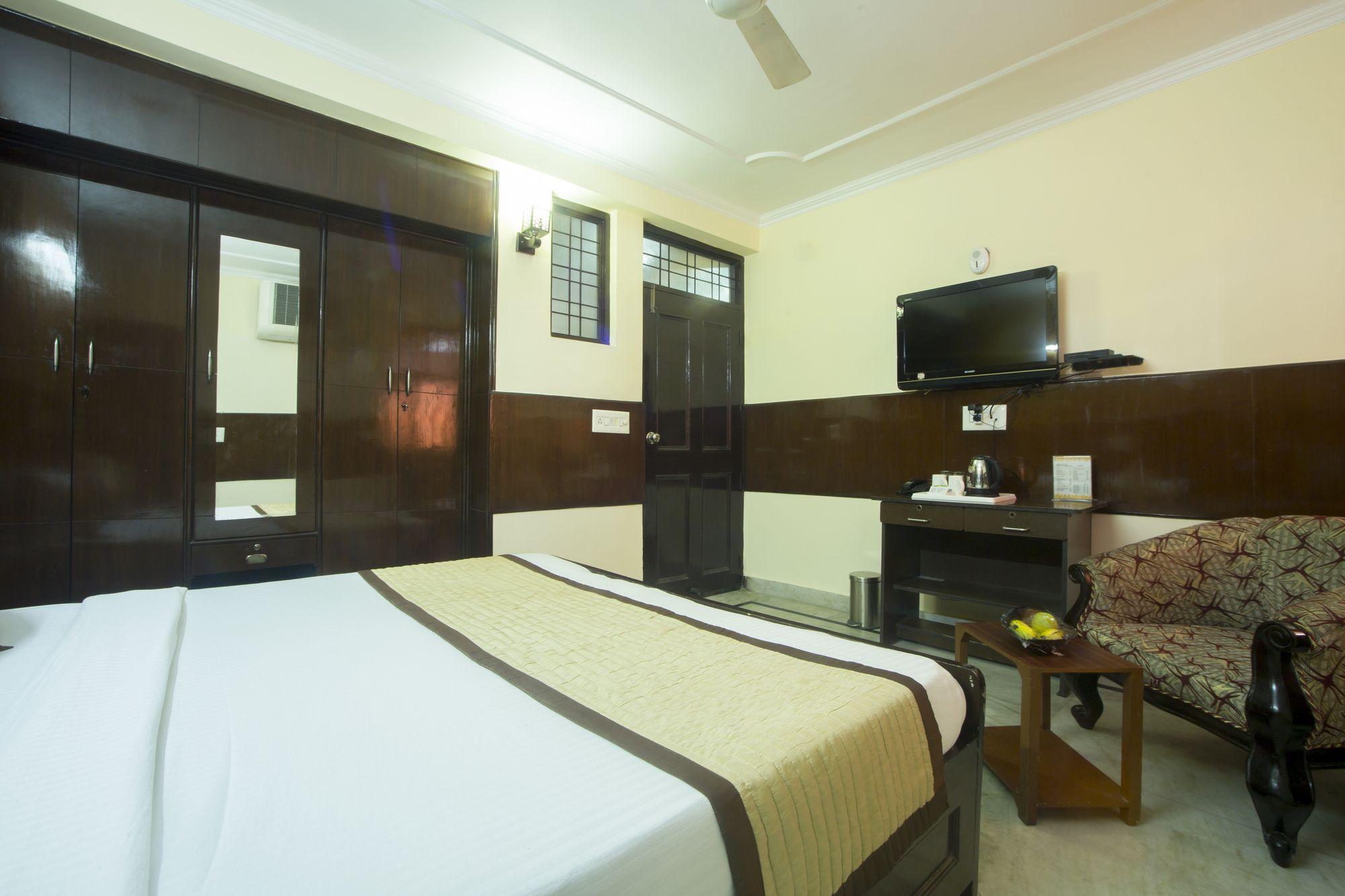 ניו דלהי Hotel Olive & Blue - Govt Approved Hotel Near Delhi Airport מראה חיצוני תמונה